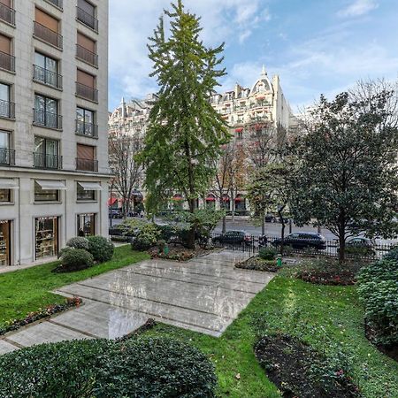 Montaigne Executive Suite Париж Экстерьер фото